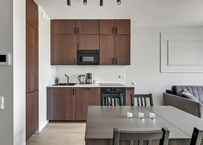 Grand Chlebova Апартаменты Гданьск